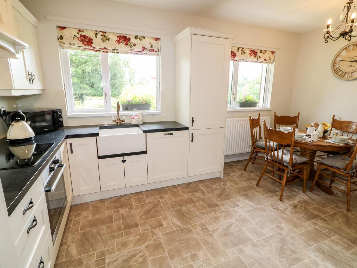 Glebe Farm Cottage Newry Exterior foto